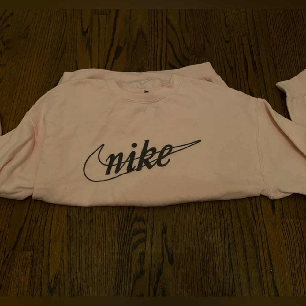 pink nike crewneck